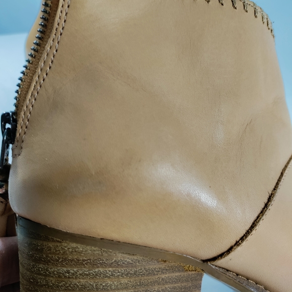 Toms Tassel Back Zip Soft Leather Stacked Heel Ankle Boot Tan Women's Size 10 - Picture 7 of 16